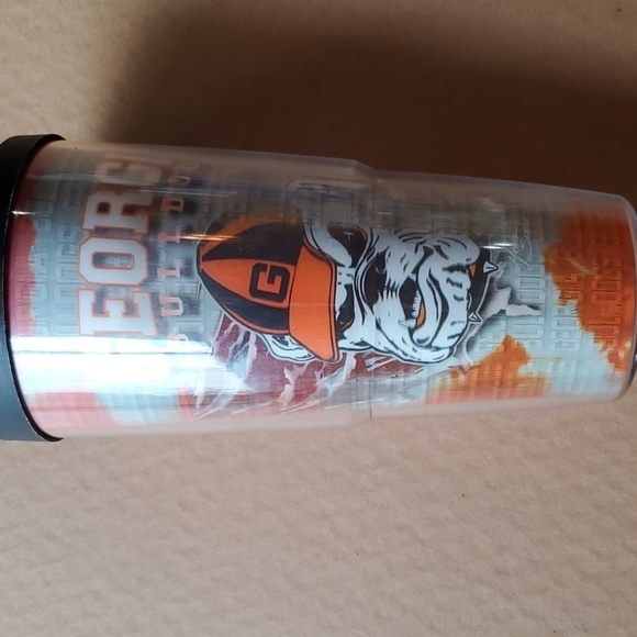 TERVIS Georgia Bulldogs LG 20 Oz cup with lid Dishwasher safe Hot or Cold drinks - Picture 1 of 9